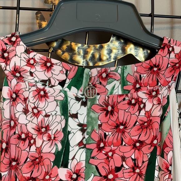 Floral dancing dress - Picture 5 of 5